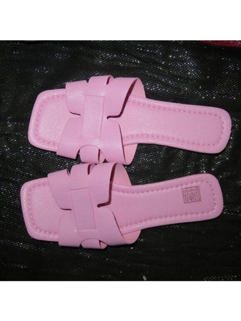 Pink Vegan Leather Slip On Slide Sandals flats NWT size 38 or US 8 adorable!